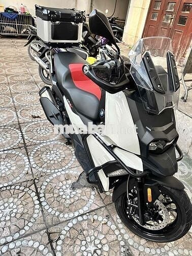 cần bán BMW c400x