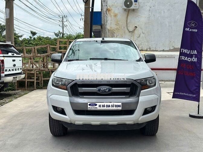 Xe bán tải nhập Thái đời 2015 màu trắng cty XHĐ