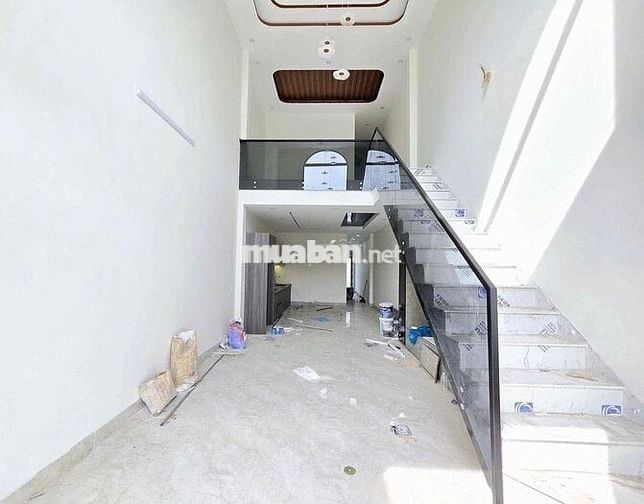 CHÍNH CHỦ CẦN BÁN NHÀ GÁC LỬNG ĐÚC .100m2GÁC LỬNG ĐÚC KIỆT TRƯỜNG CHIN