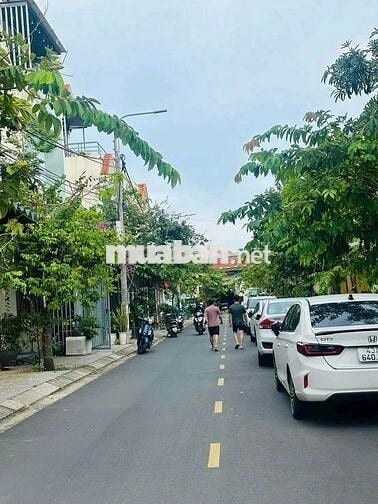 Bán nhà 2 mê mặt tiền đường 5,5m Hòa Mỹ , 77m2