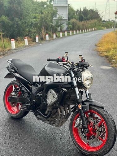 Cần bán moto yamaha FZ600 Fi giá 35 triệu bstp