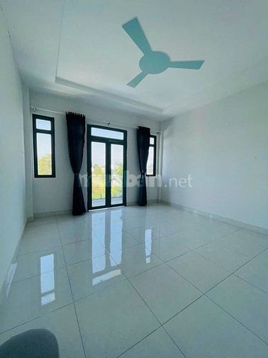 Chính chủ bán gấp nhà chợ Bình Chánh,Đoàn nguyễn tuấn,shr 1,38ty,ô tô
