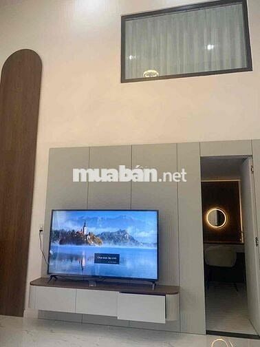 Bán gấp NR Nguyễn Chí Thanh, dt 48m2, 2 tầng, kiêt oto, giá hơn 4 tỷ