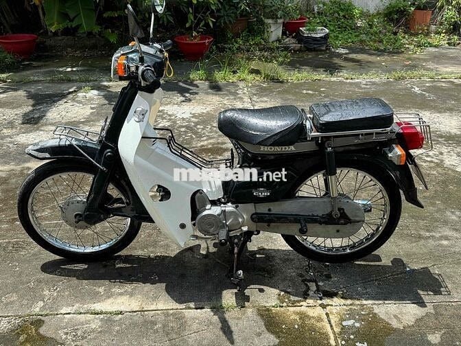 Bán Xe Cub  82 Thời Ông Bà Chính Chủ ký Giấy Tờ.
