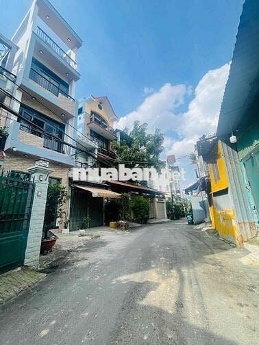 Bán Nhà 1/ Lê Đức Thọ. hẻm xe tải né nhau. 4 tầng. chỉ 5.98
