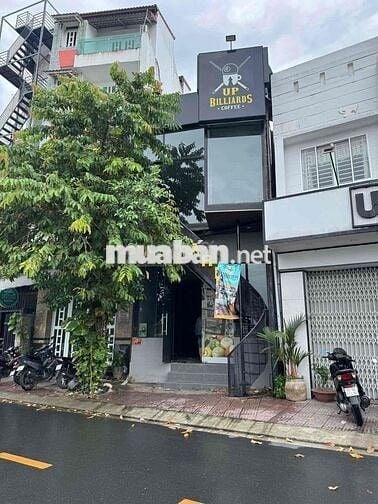 ❇️❇️ Nhà Thuê Trống Suốt Mặt tiền Bờ hồ Huỳnh Cương