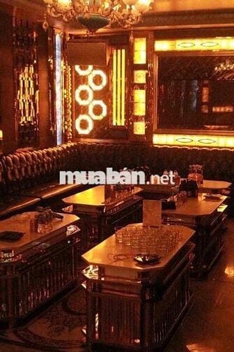 Bán nhà mặt Đường Nguyễn Khang. Oto đỗ cửa Dt: 84m x Mt: 5m, Cầu giấy