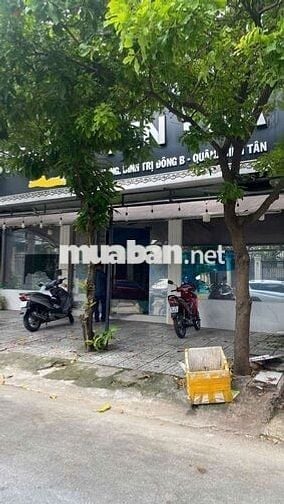 Sang mặt bằng 2 mặt tiền 180m2 góc tên lửa số 7