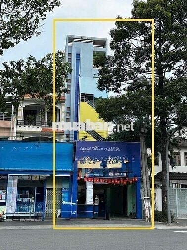 Cho thuê tòa nhà 600m2 sàn Trung Tâm Thủ Dầu Một - Diện tích : 200m2,