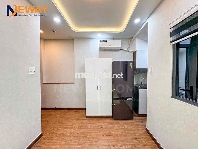 STUDIO BAN CÔNG NỘI THẤT CAO CẤP KẾ BÊN ĐẦM SEN