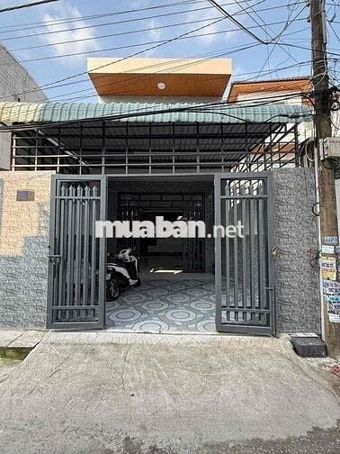 Nhà lầu 5x24m hẻm Nguyễn Văn Cừ - Sân đậu ô tô