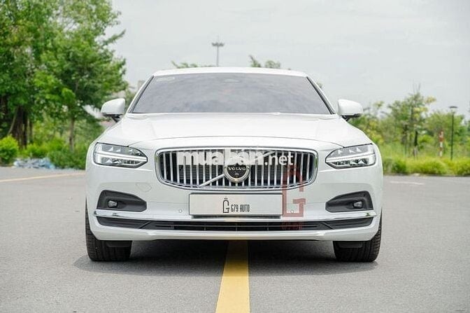 Volvo S90 2025 LWB Ultimate B6 AWD - 300 km