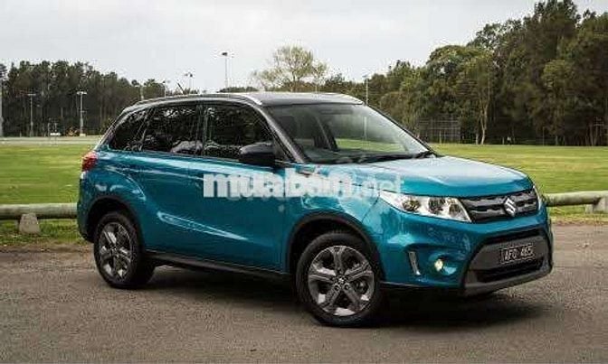 Ô tô Suzuki Vitara 5 chỗ màu xanh ngọc