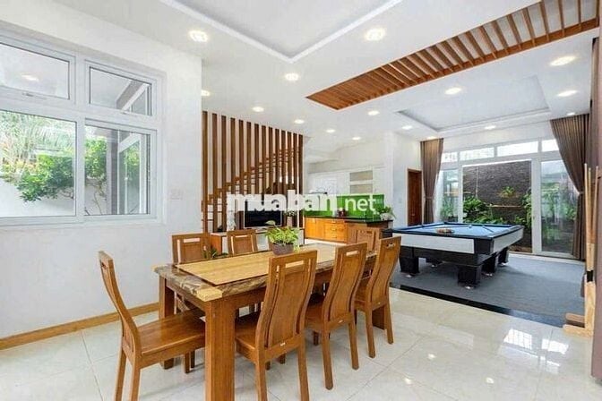 Cho thuê biệt thự sân vườn hẻm ô tô gần biển bãi sau Vũng Tàu