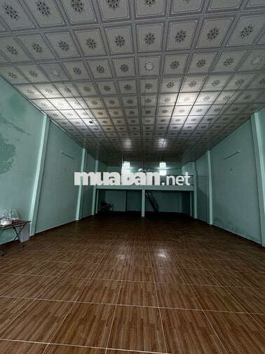 CHO THUÊ KHO 200M2 ĐƯỜNG TÂN KỲ TÂN QUÝ HẺM XE TẢI LỚN NỀN GẠCH CÓ GÁC