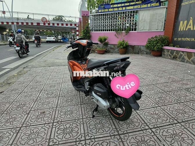 Nhà chật bán AB2014 cam đen