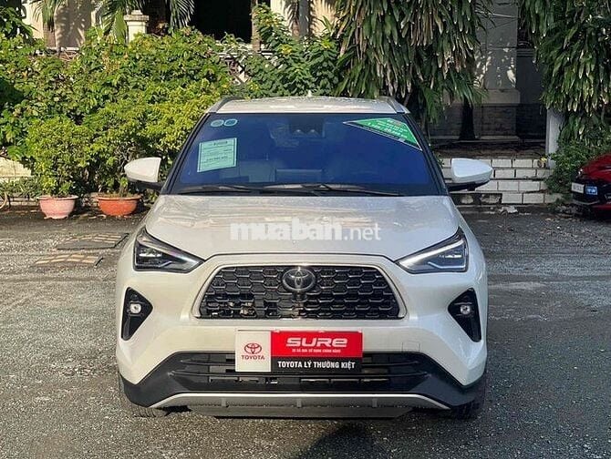 Toyota Yaris Cross 1.5D CVT 2024 xe hãng bán