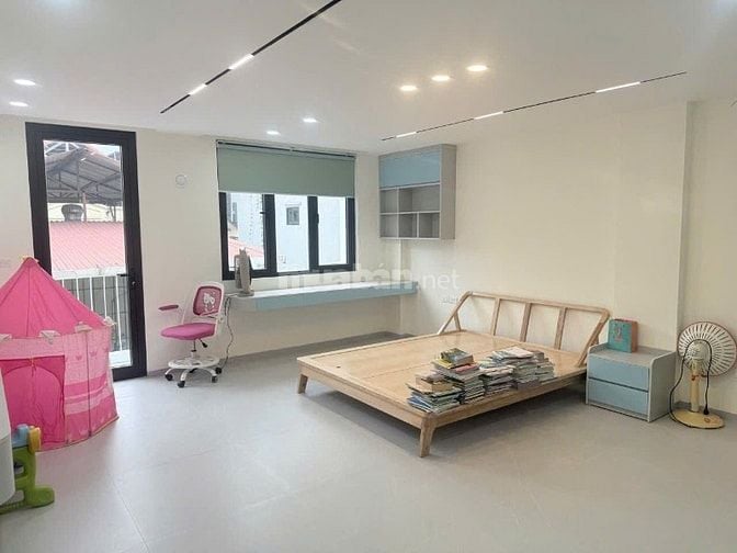Bán nhà phố Trần Quang Diệu 63m, 7 tầng, mt 5.2m. Giá: 28.5 tỷ