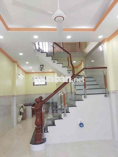 Trệt 2 lầu sân thượng 4*13; 4pn full nội thất mới keng