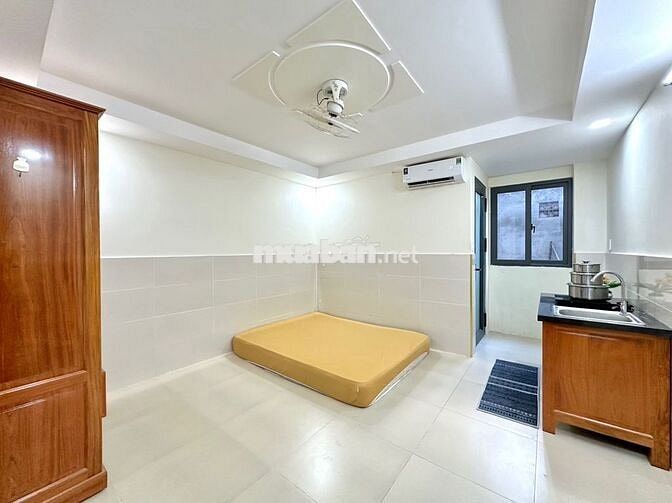 NGAY CĐ VIỆT MỸ, ĐH HÙNG VƯƠNG CĂN 25M2 FULL NỘI THẤT, THANG MÁY