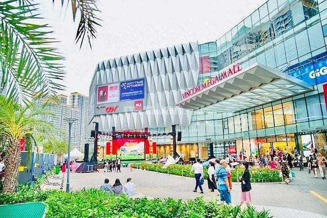 CẦN TUYỂN NV NGÀNH HÀNG, TRỰC KHO, VỆ SINH, AN NINH TẠI SIÊU THỊ TPHCM