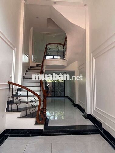 Bán Nhà 31m² Xây 4 Tầng, Vị Trí An Toàn, Quy Hoạch Đất Ở, Giá 2.5 Tỷ