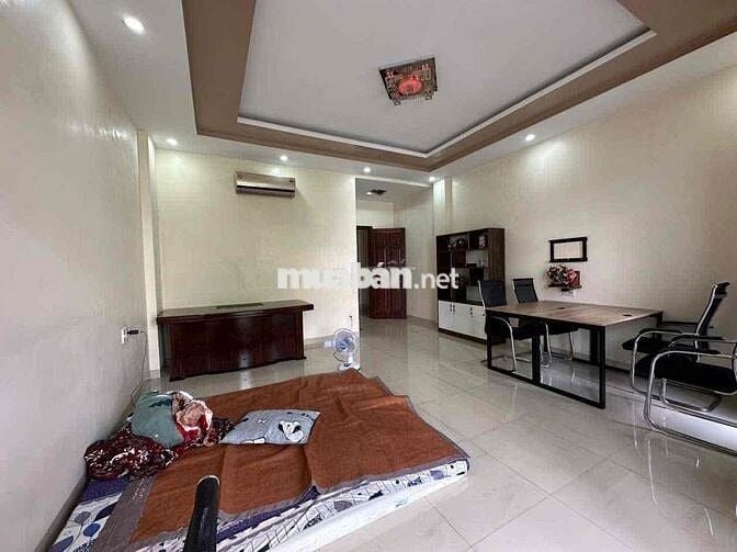 CHO THUÊ VĂN PHÒNG, ĐÃ CÓ SẴN BÀN GHẾ, WC RIÊNG, TRONG KHU CITYLAND