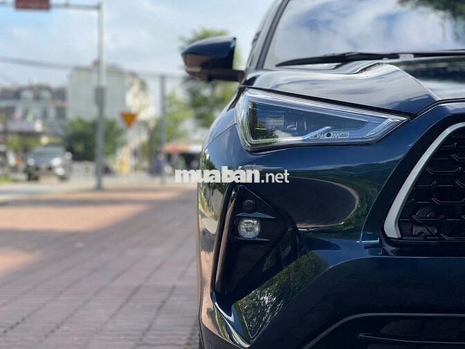 Toyota Yaris Cross 2025 - 9600 km