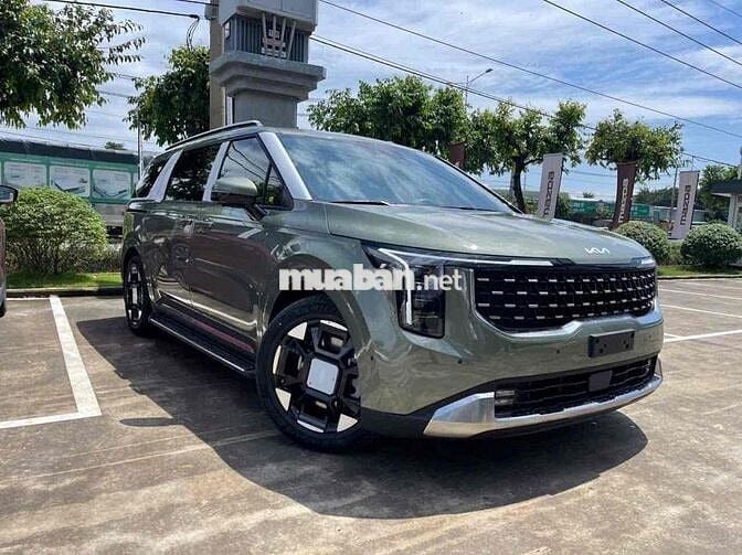 Kia Carnival 2024 2.2D Signature 7 ghế - 10000 km