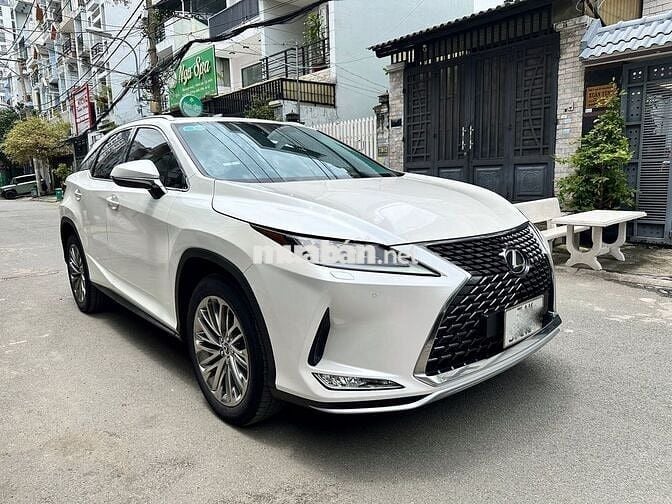 Lexus RX 2022 300 - 29000 km . Anh chị qt alo em
