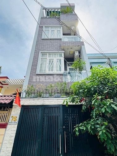 Cô chú lớn tuổi, muốn bán nhà Phó Đức Chính 88m2, 4PN SHR.