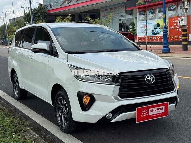 Innova 2023 E Số Sàn còn thương lượng