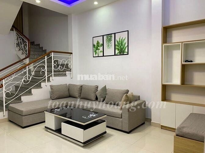 Nhà 3 tầng 3PN khu Phạm Văn Đồng – vị trí đẹp, nhà mới