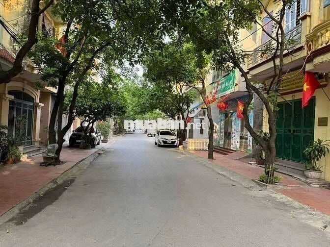 KIẾN HƯNG HÀĐÔNG, NHÀ PHÂN LÔ, VỈA HÈ, ĐƯỜNG ÔTÔ TRÁNH,SỔ ĐỎ VUÔNG ĐẸP