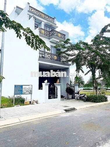 ĐẤT CÓ SỔ RIÊNG 90M2, GẦN MT NGUYỄN HỮU TRÍ, BẾN LỨC, LONG AN