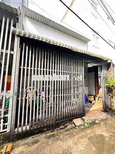 Nhà Tl26 dt 5x12 trệt lửng 2pn 2wc 1p.thờ hẻm xe hơi chỉ 3.79 tỷ