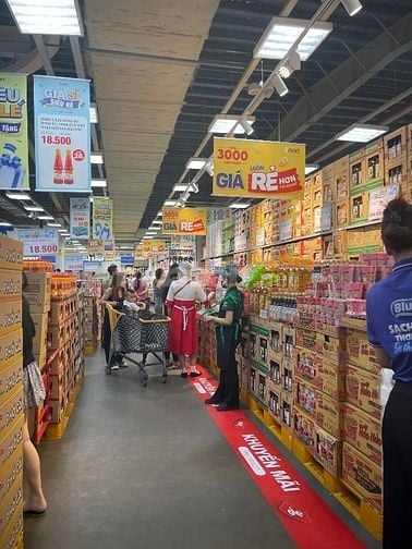 CỬA HÀNG MỚI CẦN NGƯỜI PHỤ BÁN LẺ TỪ 20-57T ( Ổn Định Lâu Dài ) - Q.8