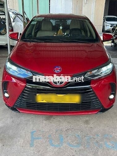 Cần lên đời 7 chỗ nên bán 5 chỗ