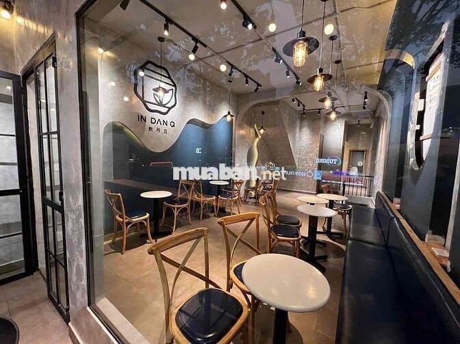 Cho thuê nhà MT Nguyễn Tri Phương Q10, 4x16m, Trệt 3 lầu Sân thượng