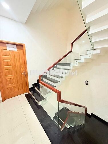 BÁN NHÀ Đ. TRƯỜNG CHINH 4X23.5, 4 TẦNG, 4PN, 5WC, SÂN THƯỢNG TRƯỚC SAU