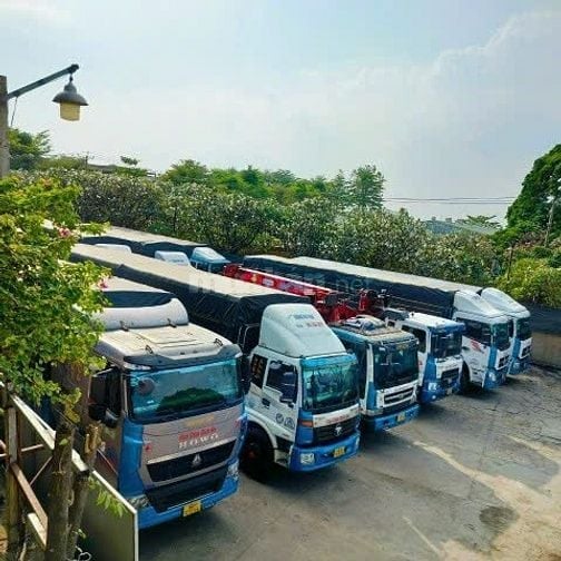  CÔNG TY TNHH VẬN TẢI MIỀN NAM TUYỂN GẤP – TÀI XẾ & PHỤ XE BỐC XẾP