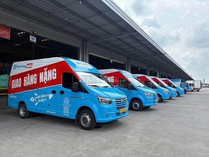 [GHN] CẦN THÊM 10 TÀI XẾ TẢI VAN - LƯƠNG TUẦN