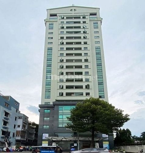 Bán căn hộ 3PN indochina Park Tower mặt tiền Nguyễn Đình Chiểu, Quận 1
