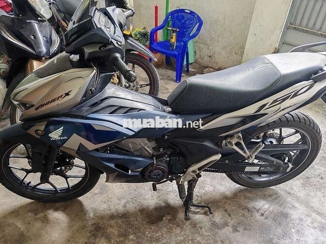 cần tiền nên bán xe lại winner x abs