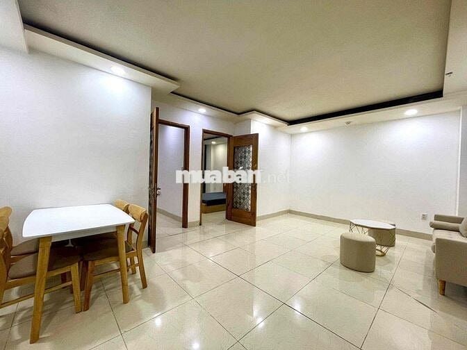 2 Phòng Ngủ - 80m2 - Ban Công - Hầm Xe- Thang Máy- Full Nội Thất