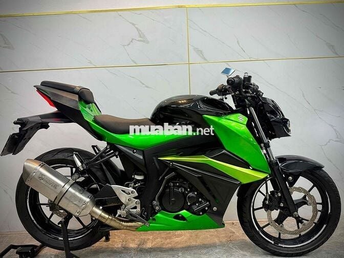 Suzuki Gsx150s up body kiss