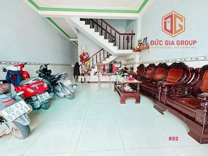 Bán nhà 1 trệt 1 lầu khu dân cư Tân Phong sau lưng Bệnh Viện Tâm Thần