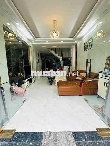 NHÀ 3 TẦNG, 60m2, NHÀ BÈ, MẶT TIỀN HẺM 6M, NỘI THẤT CƠ BẢN.