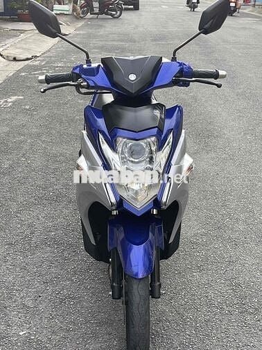cần bán xe novo 6 xe trùm mềm ko đi