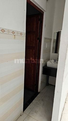 Cho thuê nhà mặt tiền Phan Huy Ích Tân Bình 4x35 4 tầng có sân để xe